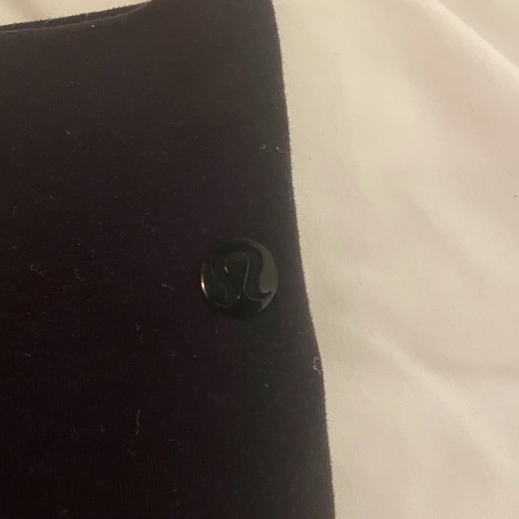 Lululemon Black Leggings- Like New - Picture 3 of 5
